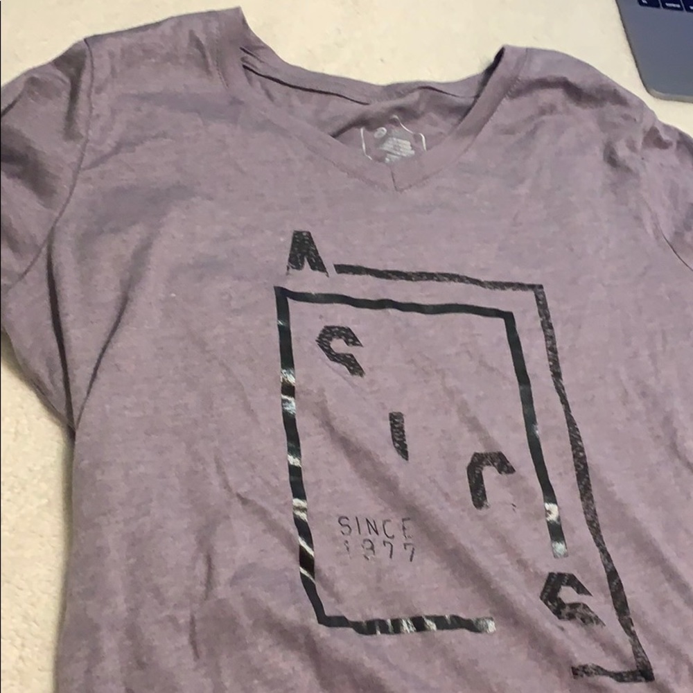 purple asics tee short, vneck